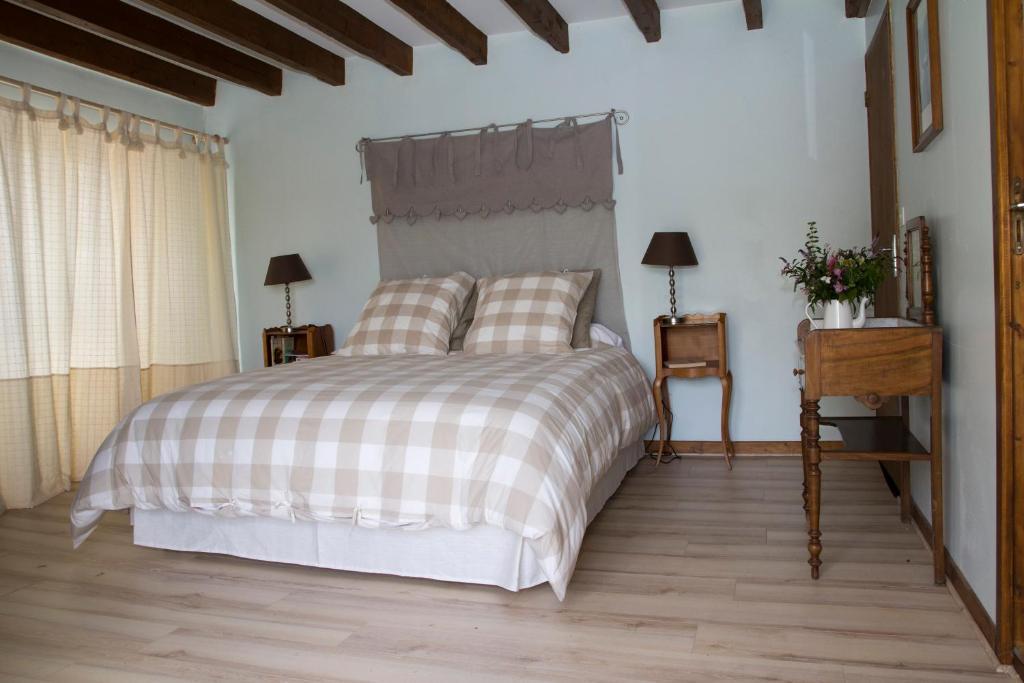 Domaine De Vilotte Bed and Breakfast Ardenais Habitación foto
